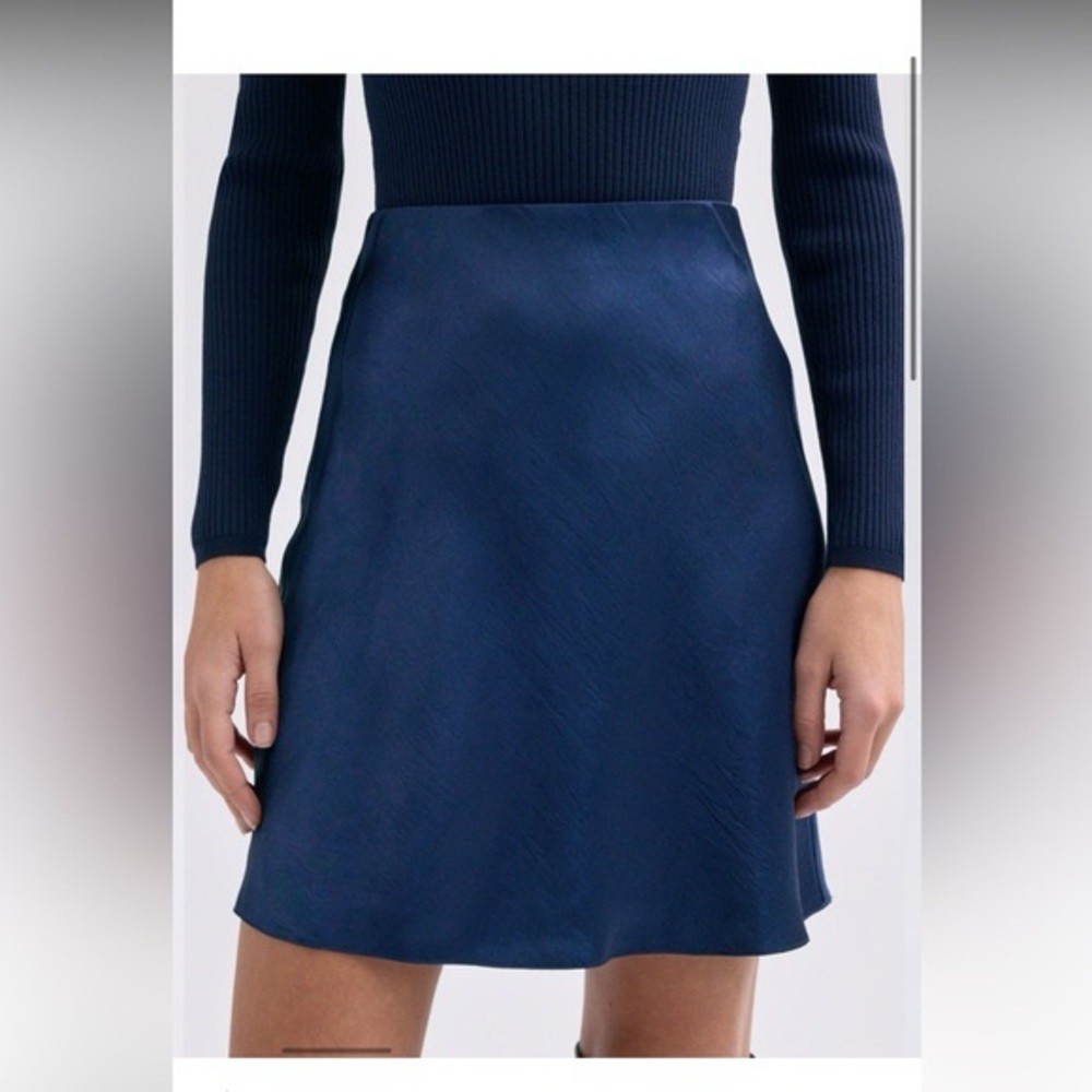 Aritzia Babaton Slip Satin Skirt